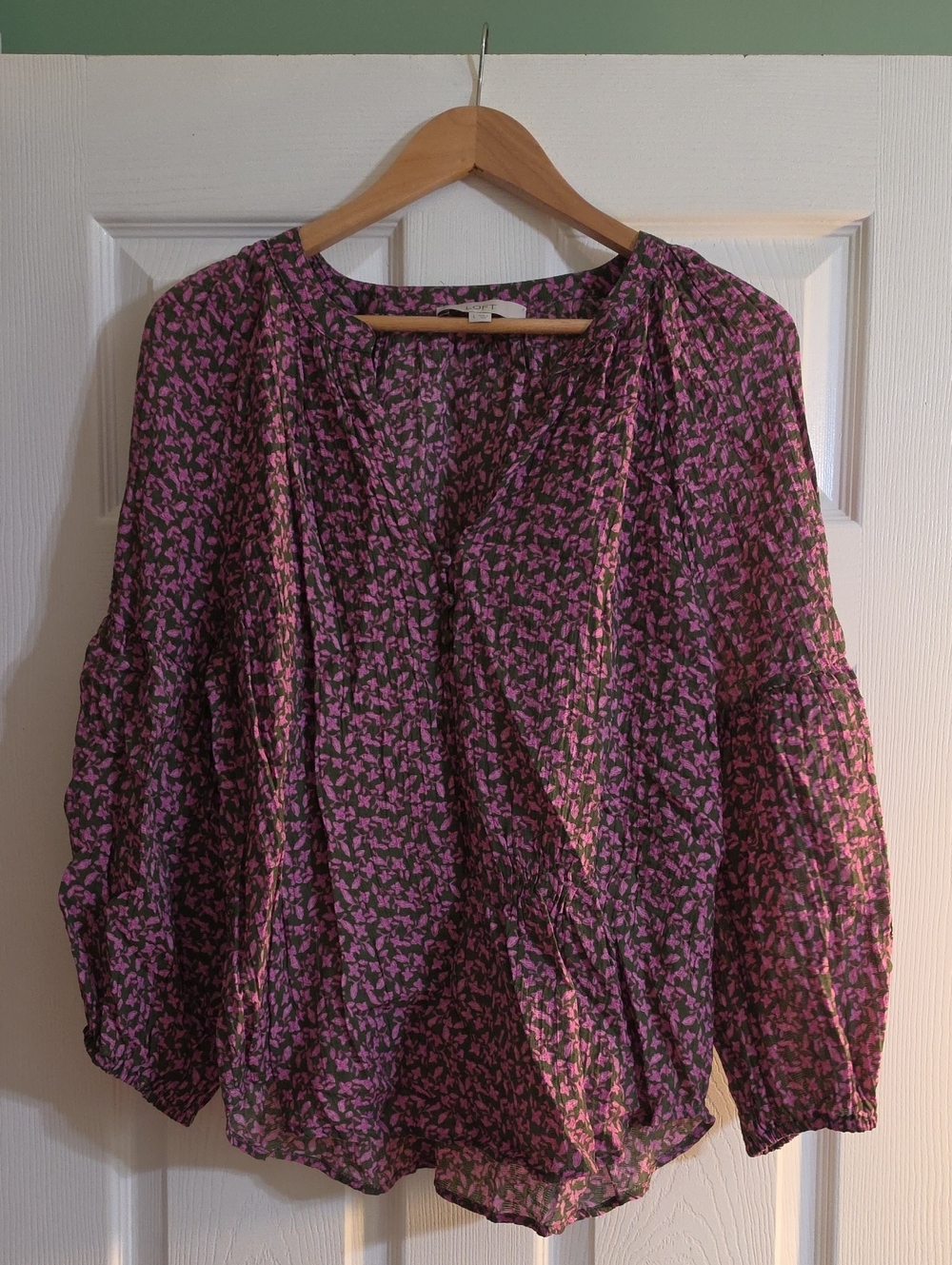 LOFT Purple and Pink Floral V-Neck Balloon Sleeve Blouse